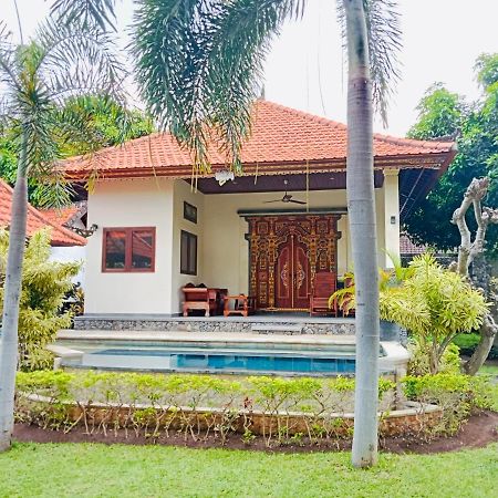 Di Abian Villas Amed  Exterior photo