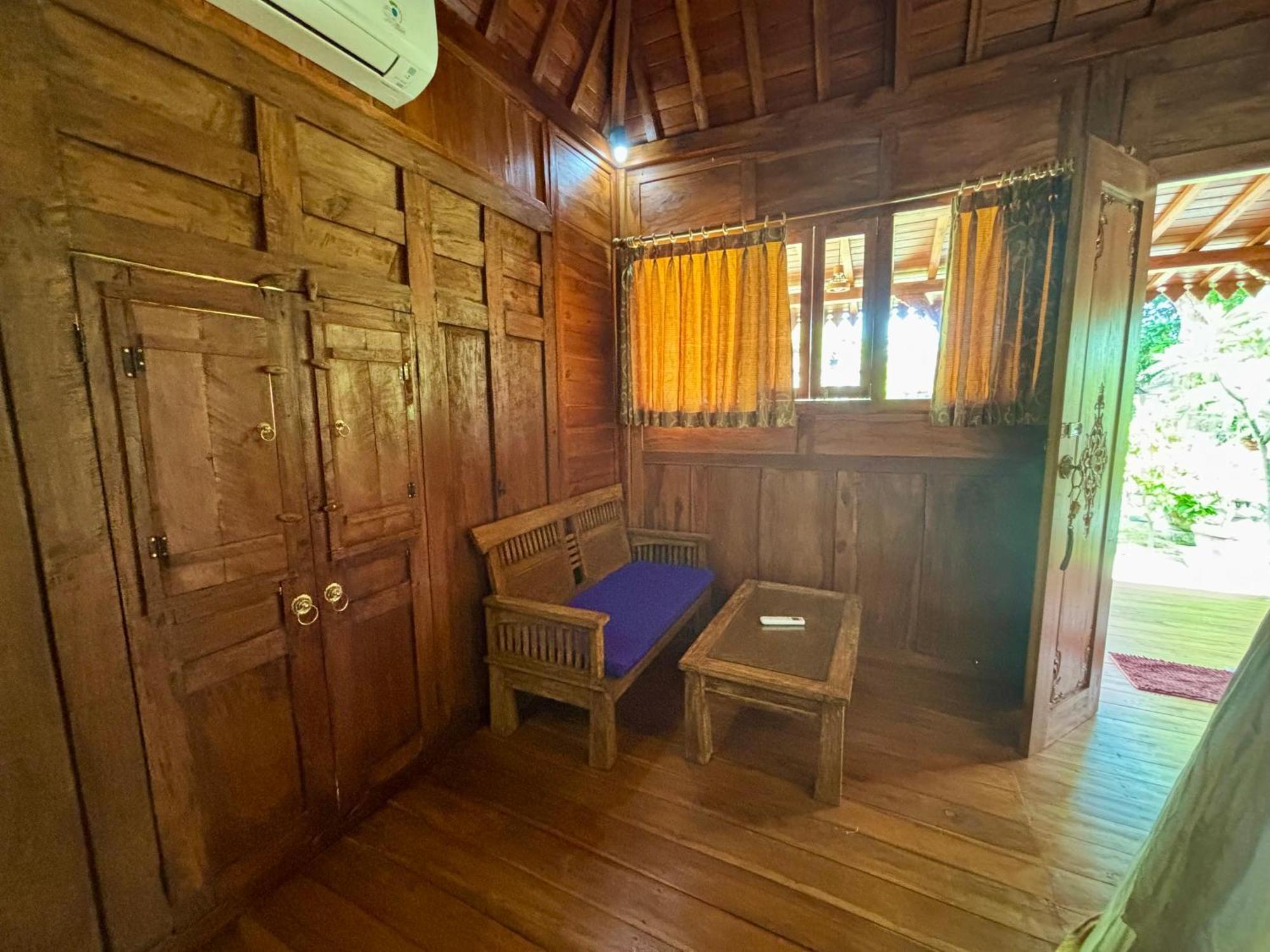 Di Abian Villas Amed  Room photo